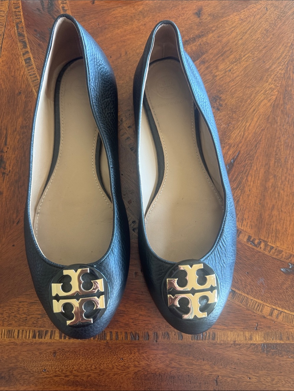 Tory Burch Black Leather Ballet Flats with Gold Logo Medallion